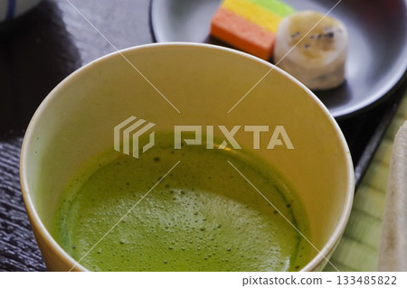 抹茶和甜點，完美詮釋了茶道的氛圍 133485822