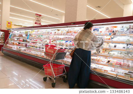 November: Shopping at a local supermarket on a holiday 133486143