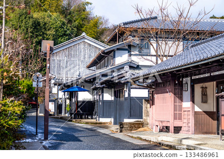 [Important Preservation District for Groups of Traditional Buildings] Saga Toriimoto Winter Streetscape 23 Ukyo Ward, Kyoto City, Kyoto Prefecture 133486961