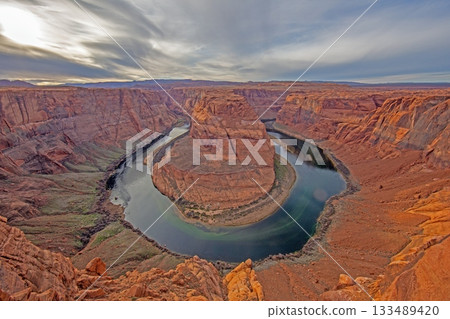 Horseshoe Bend panoramic river canyon view Horseshoe Bend panoramic river canyon view 133489420