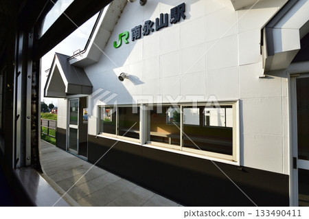 View of JR Hokkaido's Sekihoku Main Line between Sakuraoka Station and Minami-Nagayama Station (Summer 2023) 133490411