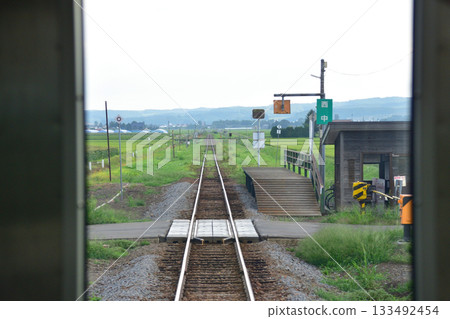 Scenery between Bibaushi Station and Nishinaka Station on the JR Hokkaido Furano Line (early morning in summer 2023) Scenery between Bibaushi Station and Nishinaka Station on the JR Hokkaido Furano Line (early morning in summer 2023) 133492454