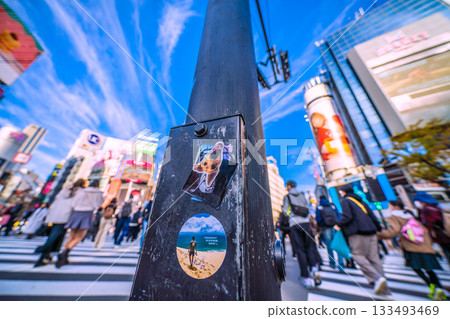 Tokyo cityscape in Japan on November 24th. Stickers peeled off... Four stickers have already been pasted, destroying the inevitable over-sticker PR... = Shibuya in the morning 133493469