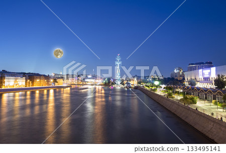 Moskow (Moskva) River embankment and the Piter the Thirst Monument, Russia (Night view, with the super moon) Moskow (Moskva) River embankment and the Piter the Thirst Monument, Russia (Night view, with the super moon) 133495141