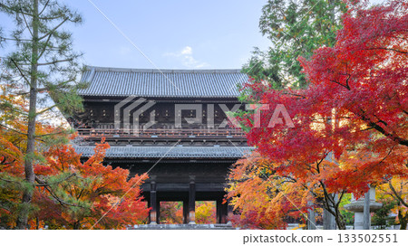 Nanzenji in autumn Nanzenji in autumn 133502551
