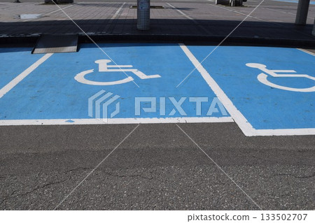 Wheelchair mark caring parking lot Wheelchair mark caring parking lot 133502707