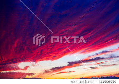 Sunset over Mount Fuji and the Tanzawa Mountains 133506559