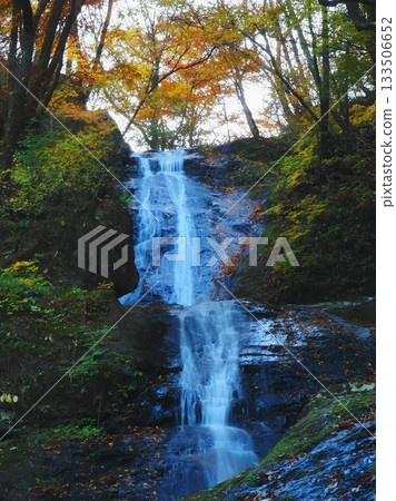 Sandan Falls in late autumn (afp20251112085409) Sandan Falls in late autumn (afp20251112085409) 133506652