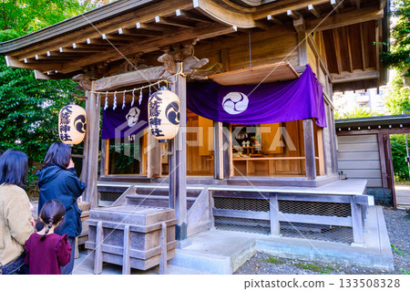 Tokyo Okunitama Shrine Otori Shrine Annual Festival Otori Shrine (Otorijinja) Tori no Ichi Festival The worship hall is open only on the day of the rooster every year 133508328