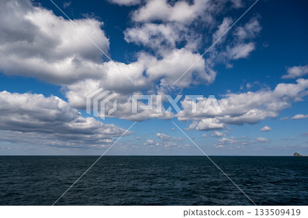從船上看到的海 從船上看到的海 133509419