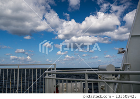 Sea as seen from the ship 133509423