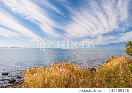 Autumn scenery of Lake Biwa, Omihachiman City, Shiga Prefecture 133509506