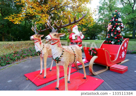 聖誕老人和他的雪橇：諾裡塔克森林的聖誕裝飾 133511384