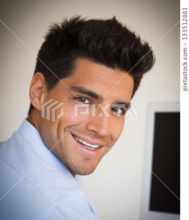 Casual businessman smiling Casual businessman smiling 133512881