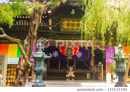 【京都風景】六角堂-促進健康長壽,保佑分娩平安,並能辟邪 【京都風景】六角堂-促進健康長壽,保佑分娩平安,並能辟邪 133513784