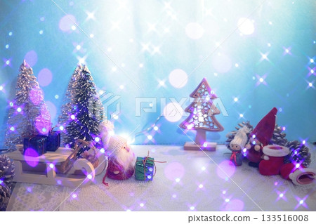 Christmas ornaments on a Christmas tree 133516008