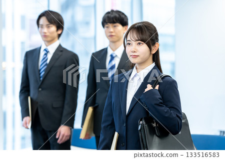 找工作的學生 找工作的學生 133516583