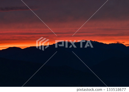Evening view of the Northern Alps from Takabocchi Plateau Evening view of the Northern Alps from Takabocchi Plateau 133518677