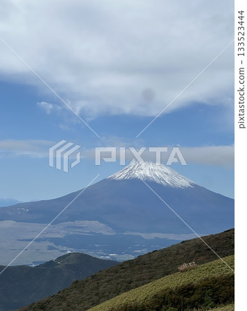 Mount Fuji as seen from the Hakone Ropeway in Kanagawa Prefecture Mount Fuji as seen from the Hakone Ropeway in Kanagawa Prefecture 133523444
