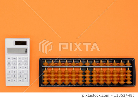 Calculators and Abacus: Calculation Tools and Business Calculators and Abacus: Calculation Tools and Business 133524495