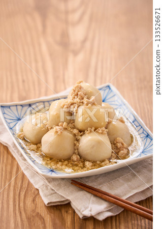 芋頭配雞肉末和豆醬 133526671