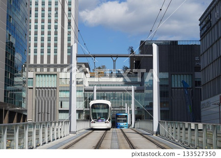 Tram platform inside the station building 133527350