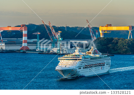 Passenger ship arriving at Nagasaki Port (Dream) from Megami Bridge [Nagasaki City] 133528121