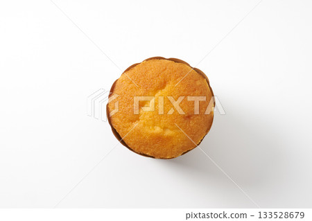 Cake muffins: An image of American baked goods 133528679