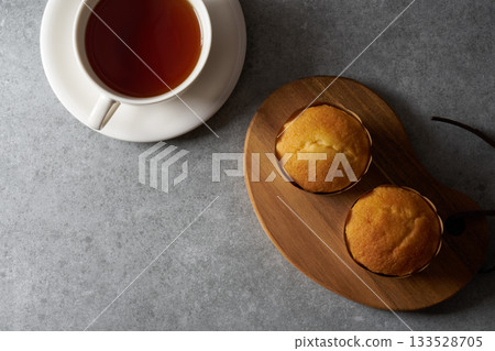 Cake muffins: An image of American baked goods 133528705