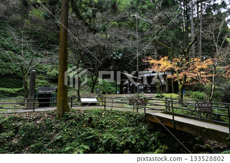 秋天的石見銀山-龍源島部入口 秋天的石見銀山-龍源島部入口 133528802