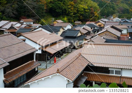 Iwami Ginzan in autumn - Townscape of the Omori Ginzan area 133528821