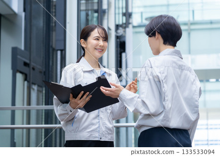 女性樓宇維修工程師。拍攝合作：Sky Perfect東京媒體中心。 133533094