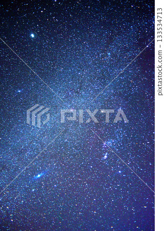 星空（銀河、獵戶座、星雲） 133534713