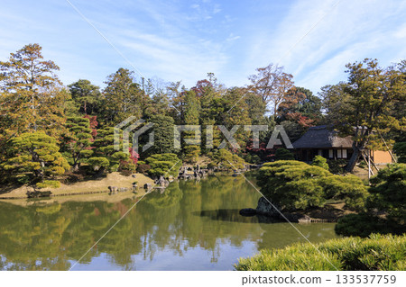 Japanese garden that shines in autumn leaves (Kyoto Katsura Imperial Villa) 133537759