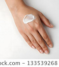 woman hands with cream 133539268