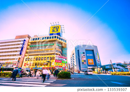 日本東京城市景觀，包括高田馬場站 133539307