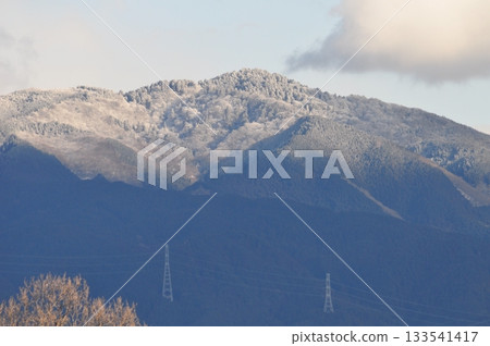 大阪府金剛山山頂附近降雪 大阪府金剛山山頂附近降雪 133541417