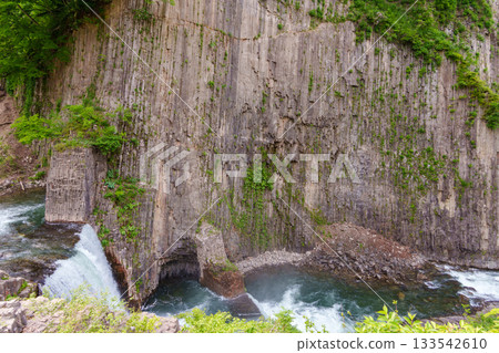 250528Tashiro's Seven Caves 133542610