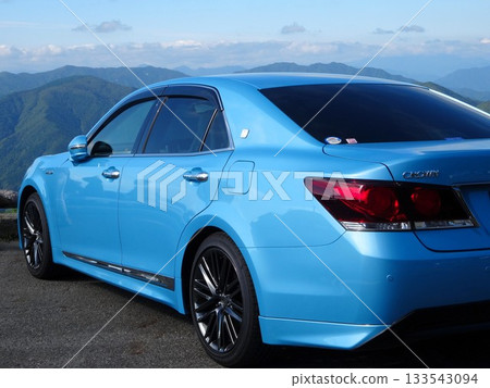 Blue luxury sedan (Toyota Crown 14th generation Athlete S Sky Blue Edition) Blue luxury sedan (Toyota Crown 14th generation Athlete S Sky Blue Edition) 133543094