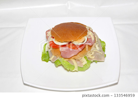 Sandwich Bun Plate 133546959