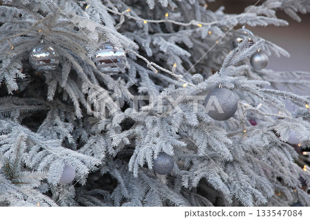 White Christmas Tree Silver 133547084