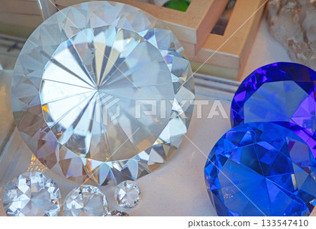 Large Crystal Glass Diamond Large Crystal Glass Diamond 133547410