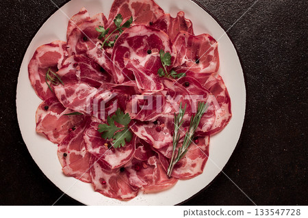 sliced cured ham, prosciutto, italian dish, delicacy, parma ham, top view, no people, 133547728