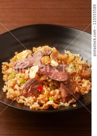 garlic steak rice 133553589