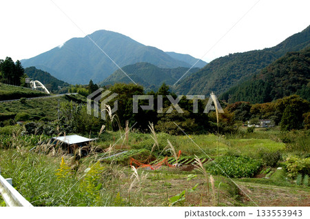 Mount Omuro seen from Aone in Midori Ward, Sagamihara City 133553943
