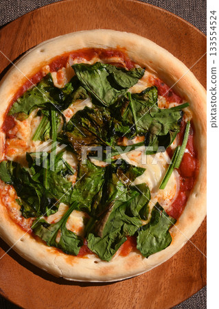 Spinach pizza Spinach pizza 133554524
