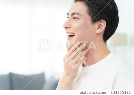 Men's care, men's beauty, beard hair removal, beard 133555381