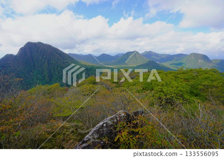 從榛名富士山的大公眺望相馬山、榛名富士山和惠伯志嶽。 133556095