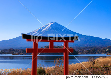 New Year's Mount Fuji seen through the red torii gate New Year's Mount Fuji seen through the red torii gate 133557882