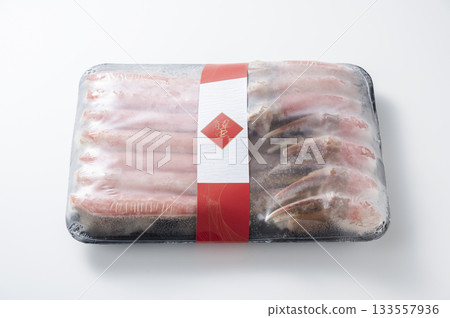 Frozen snow crab Frozen snow crab 133557936